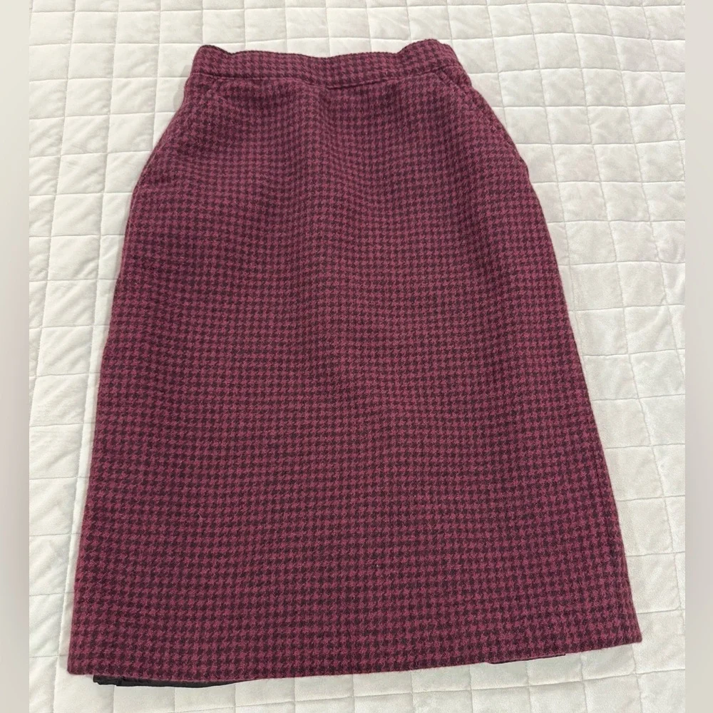 Vintage Giorgio Sant'Angelo Wool Skirt Houndstooth Red & Black/size 6